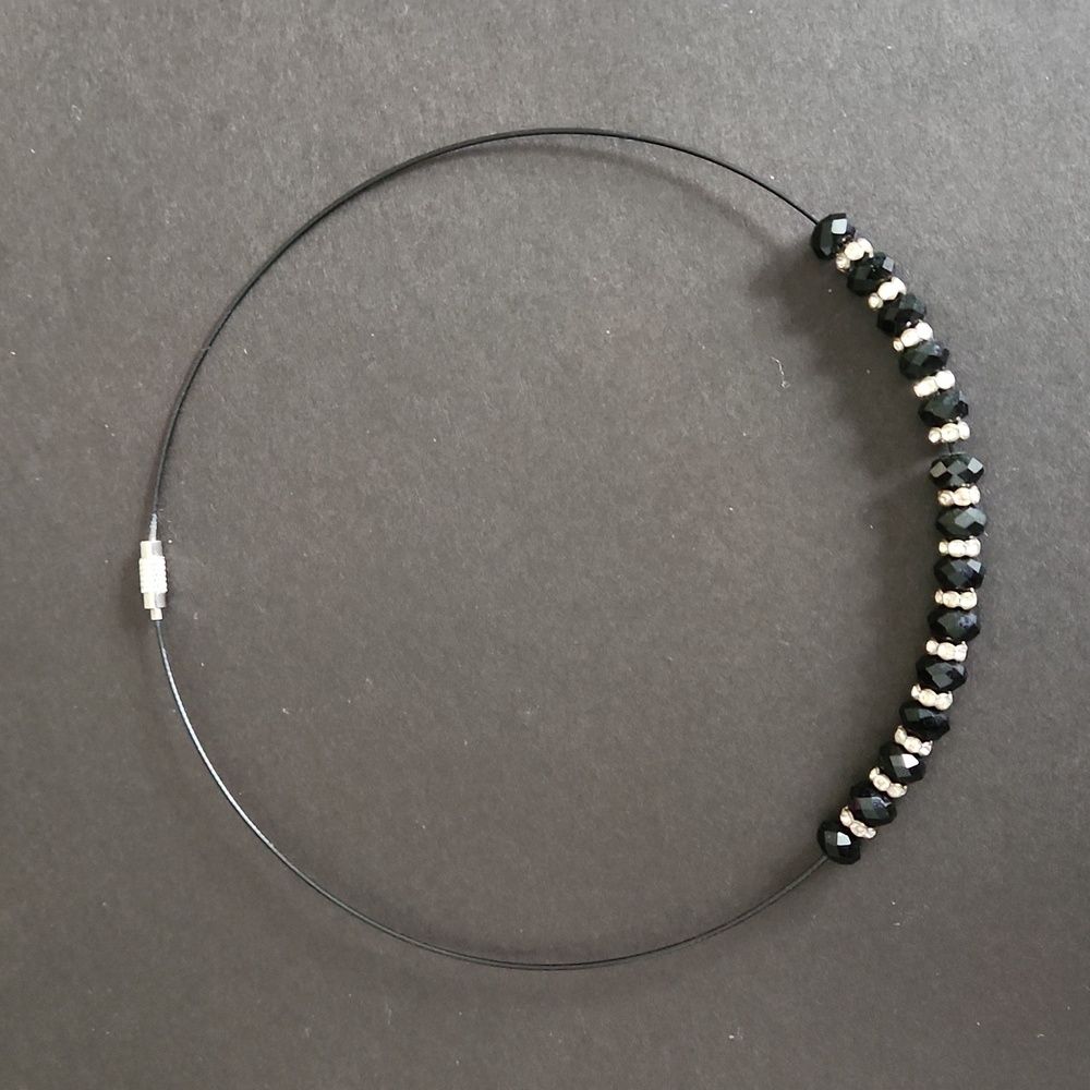 Wire Necklace with Crystal and black glass beads